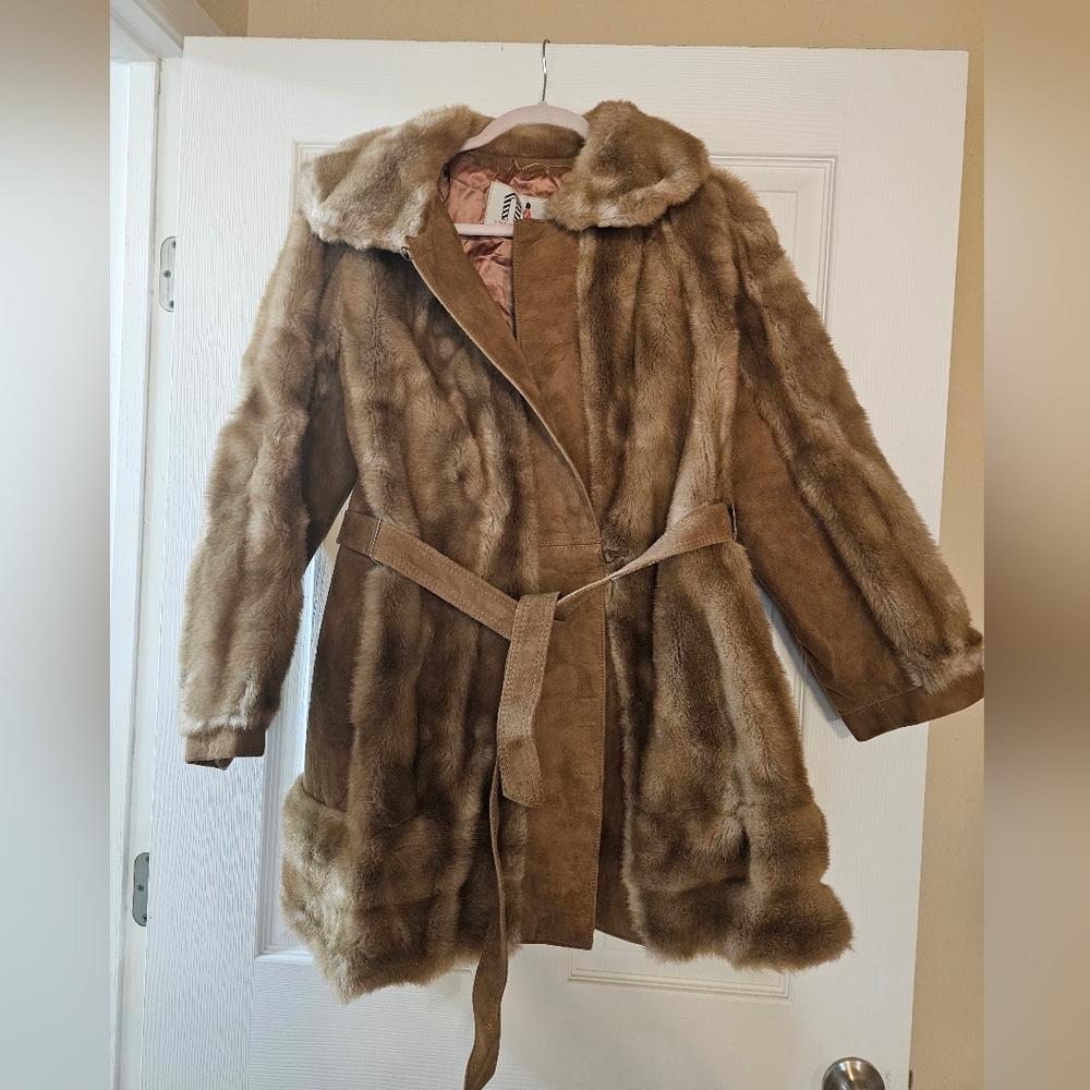Vintage Lilli ANN Brown Faux Fur And Suede Belted Coat